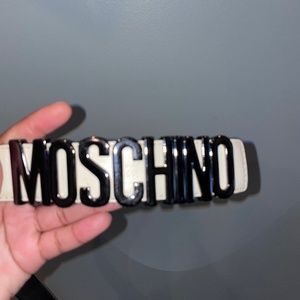 Moschino belt